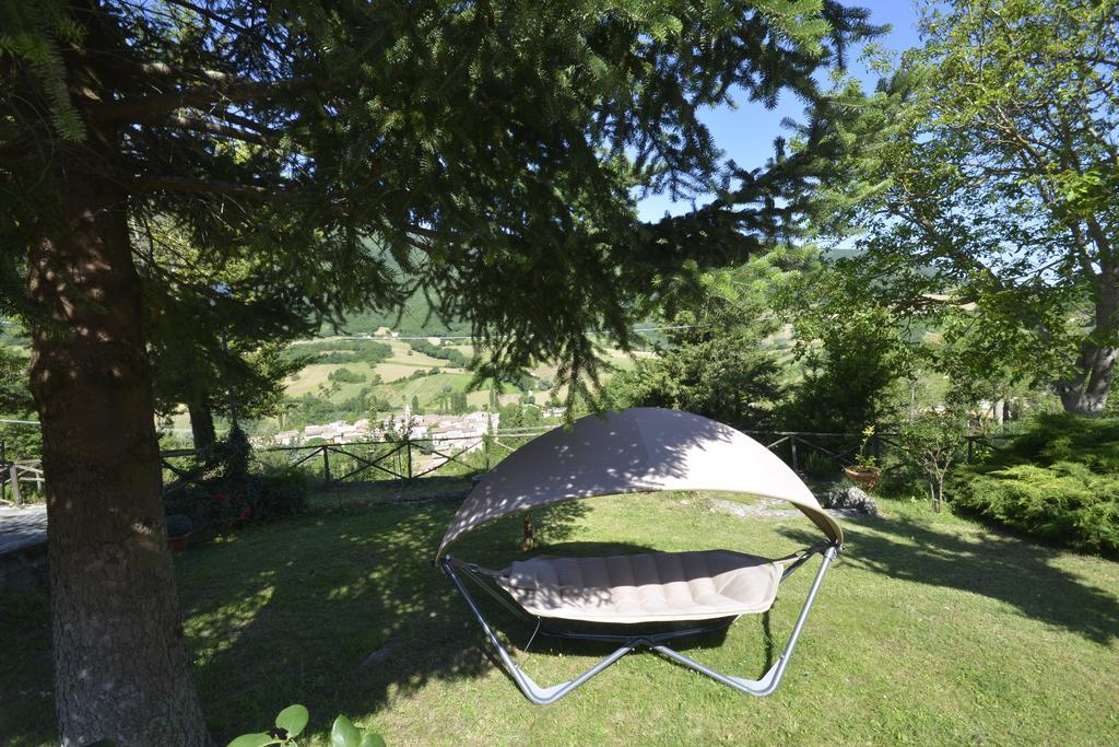 Hotel Pineta Ristorante Country House In Fabriano Campodonico  Bagian luar foto